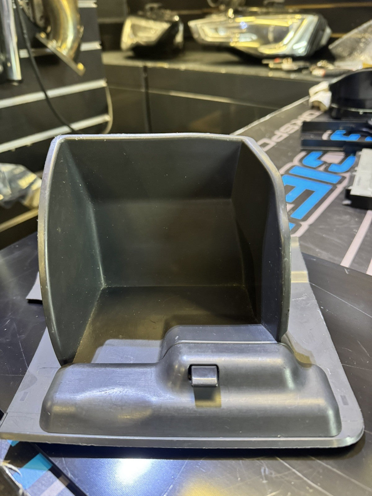 Volkswagen Golf MK5 + R32 2003-2009 Drivers Side Storage Cubby Tray 1K2857919D