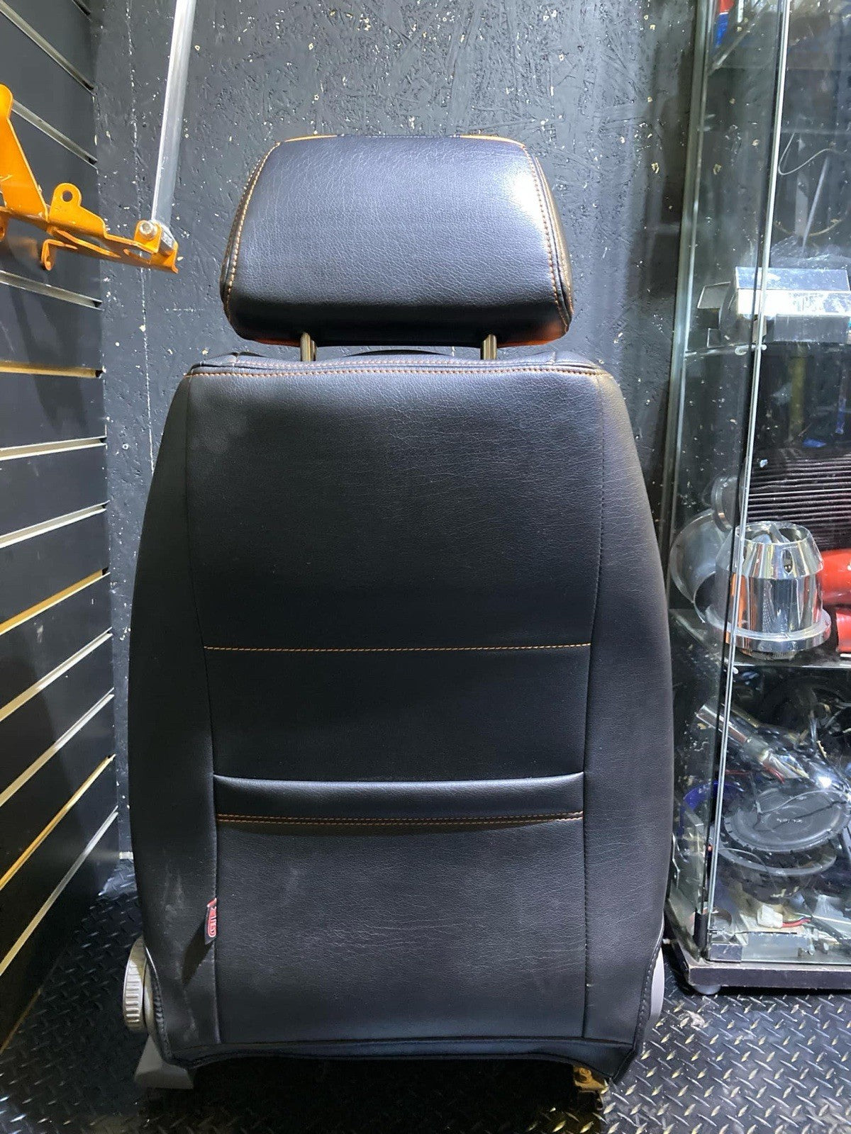 MK3 VW CADDY FRONT SEATS WITH CUSTOM LEATHER FITTED SEAT COVERS