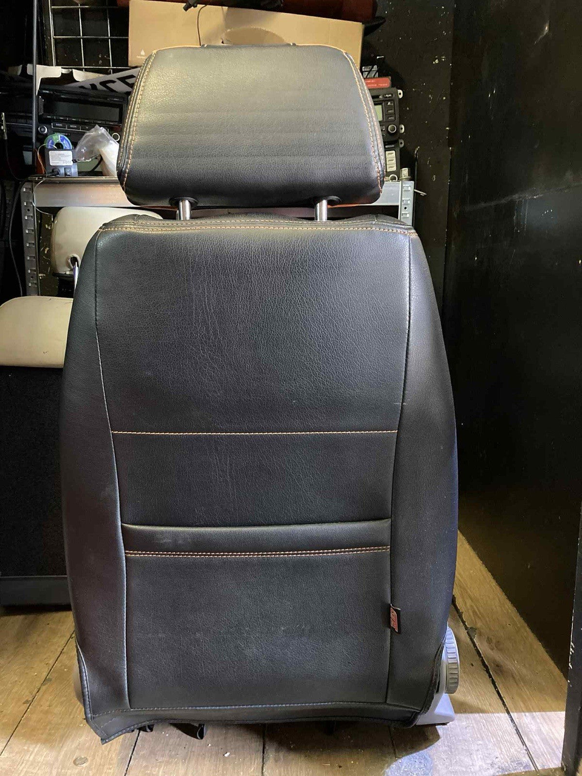 MK3 VW CADDY FRONT SEATS WITH CUSTOM LEATHER FITTED SEAT COVERS