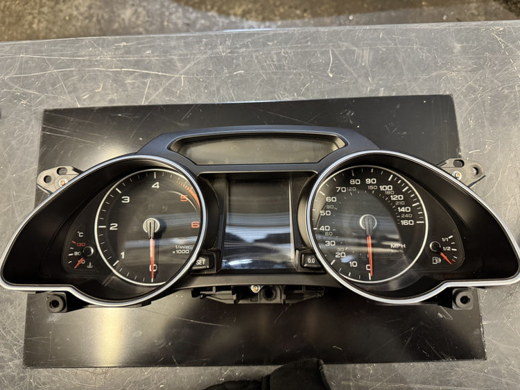2012 Audi A5 Convertible 2.0 TDI S-Line Speedo Clocks Cluster 8T0920982F