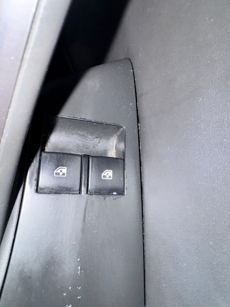 Vauxhall Astra J VXR GTC Right Driver’s Door – Arden Blue – 2012 Complete