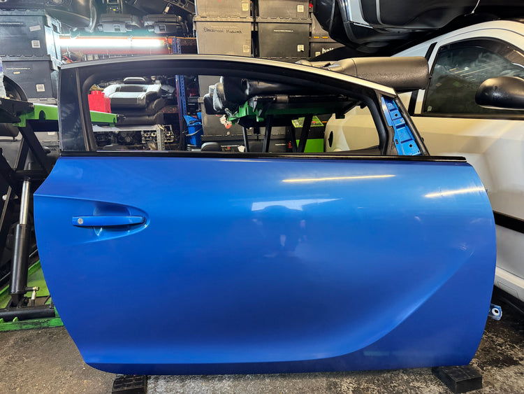 Vauxhall Astra J VXR GTC Right Driver’s Door – Arden Blue – 2012 Complete
