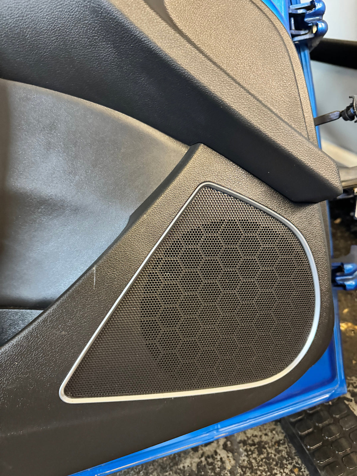 Vauxhall Astra J VXR GTC Left Passenger Door – Arden Blue – 2012 Complete