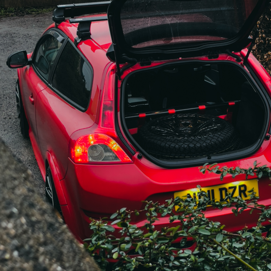 Volvo C30 Strut bar and Cargo net